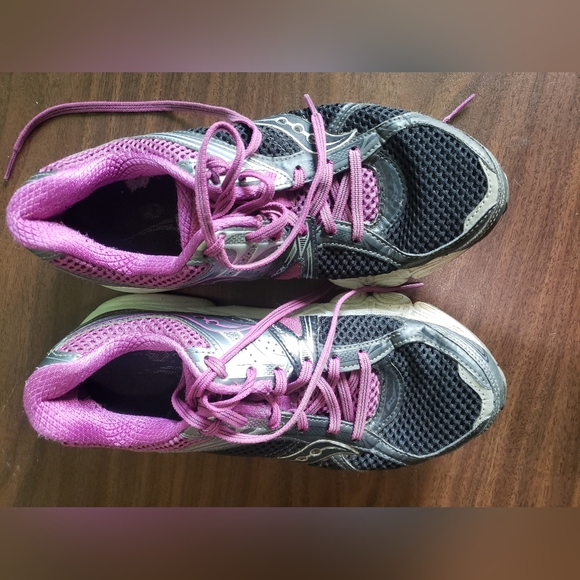 Saucony 8US Women's Echelon 3 Running Sneaker | Black, silver and Purple - Picture 4 of 5